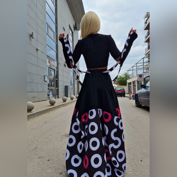 Jupe et chandail long Selfish neuf - Picture 3 of 3